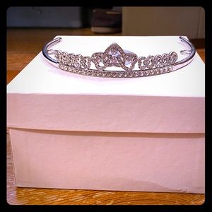 Jessica McClintock Crown Head Piece